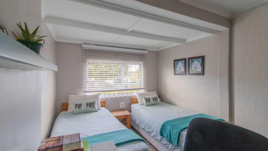 3 Bedroom Property for Sale in Hartebeesfontein Western Cape